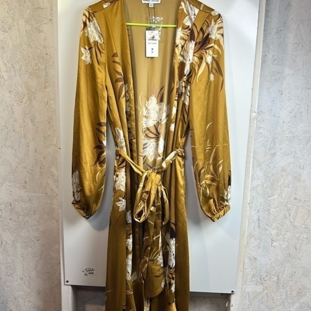Express‎ x Rocky Barnes Wrap Dress Floral Kimono Robe